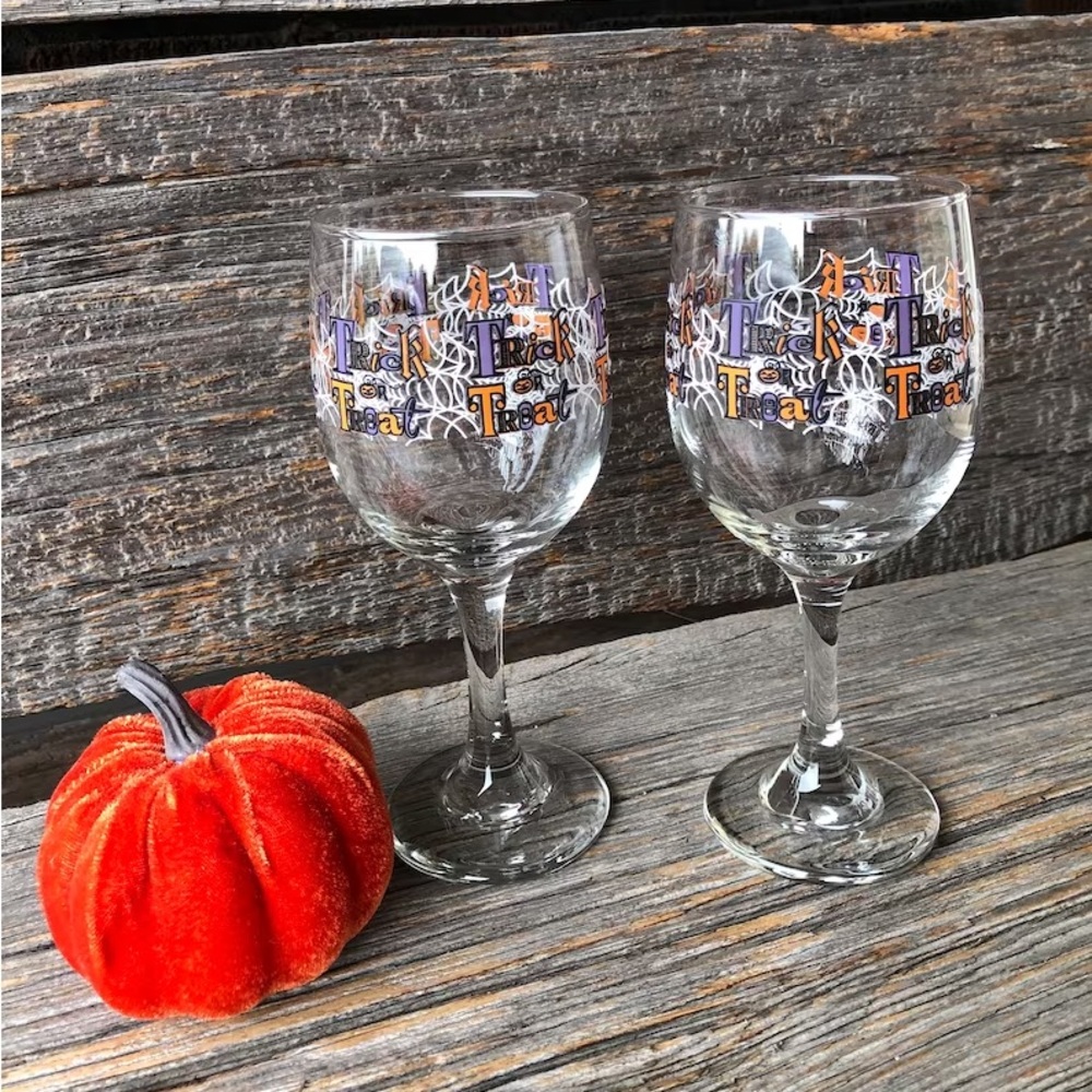 Halloween Wine glasses Trick or Treat spider webs Libbey pair of spooky goblets